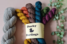 Load image into Gallery viewer, Rapunzel Autumn cowl 3