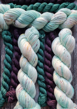 Load image into Gallery viewer, Ice crystal Sock/shawl setset, 140g