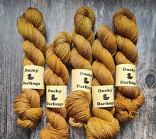 Load image into Gallery viewer, Goldilocks