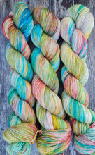 Load image into Gallery viewer, Ship in a bottle.Dk Boucle