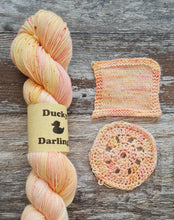 Load image into Gallery viewer, Pink lemonade.