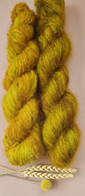 Load image into Gallery viewer, Cardomon spice.Mohair