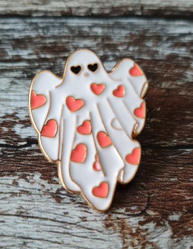 Pin badge.Pink hearts ghost.