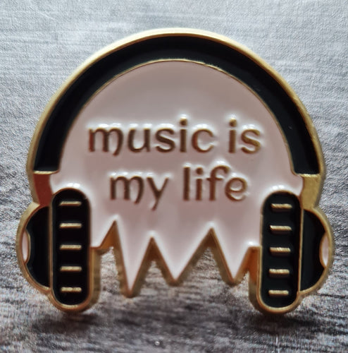 Pin badge, Music