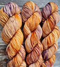 Load image into Gallery viewer, Bonfire toffee,Sport weight/5ply,superwashed merino nylon