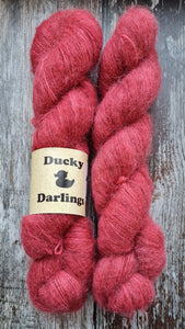 Autumn red, yak cloud 50g, alpaca,silk,merino yak.