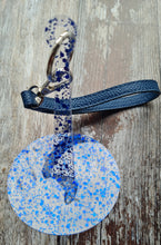 Load image into Gallery viewer, Yarn holder.Blue glitter.