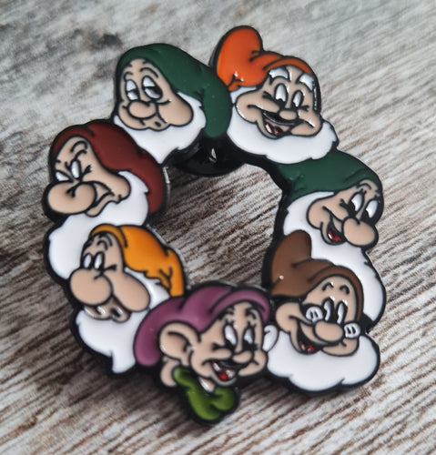 Pin badge, Seven dwarfs