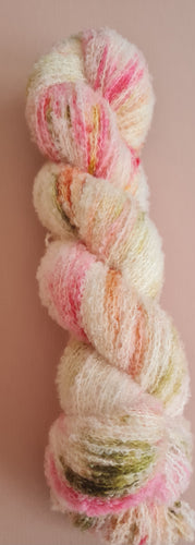 Cupids rose,4ply Boucle