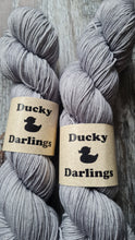 Load image into Gallery viewer, Silver lady  4ply.