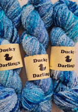 Load image into Gallery viewer, True blue,  Dk  Boucle 100g 220m.