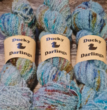 Load image into Gallery viewer, Artic chill,  Dk  Boucle 100g 220m.