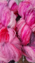 Load image into Gallery viewer, Kiss &amp; make up . Laceweight 100g 600m