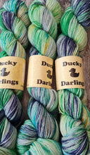 Load image into Gallery viewer, Waterfall.4ply