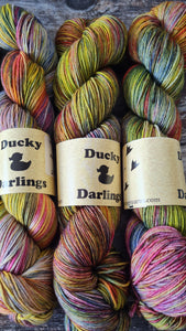 Parrot fashion 4ply