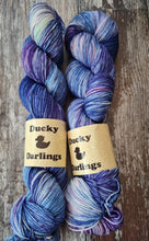 Load image into Gallery viewer, Moonglow 4ply