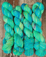Load image into Gallery viewer, Waves🌊 Luxury merino yak nylon 4ply