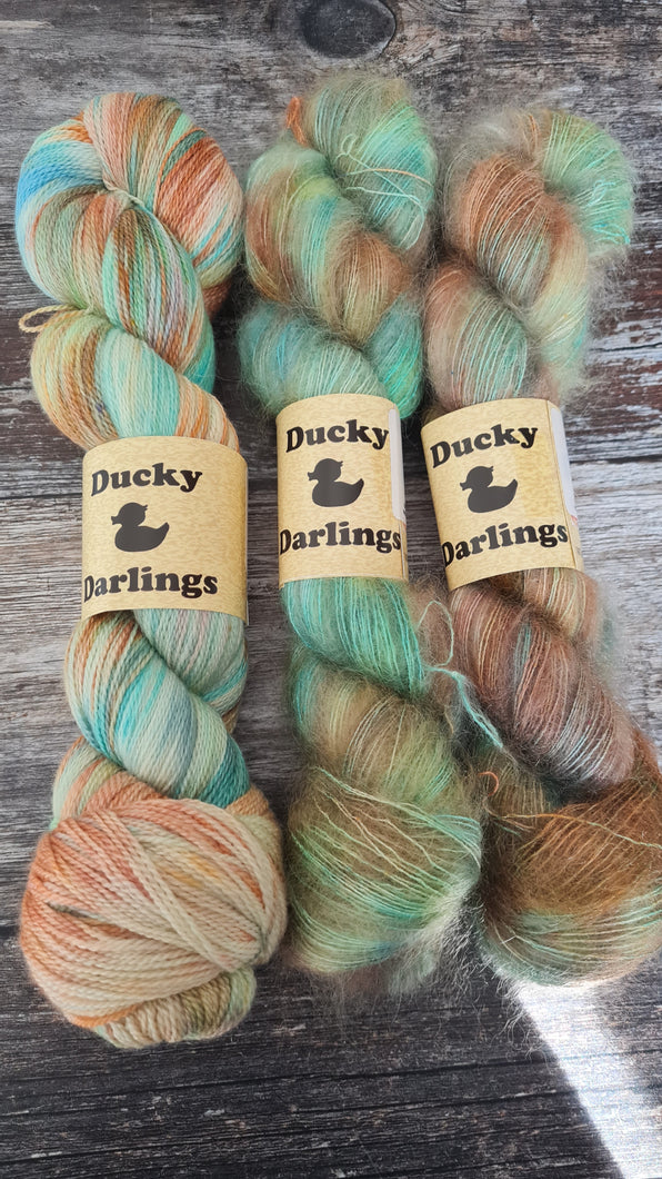 Onyx 100g, merino,silk Laceweight.