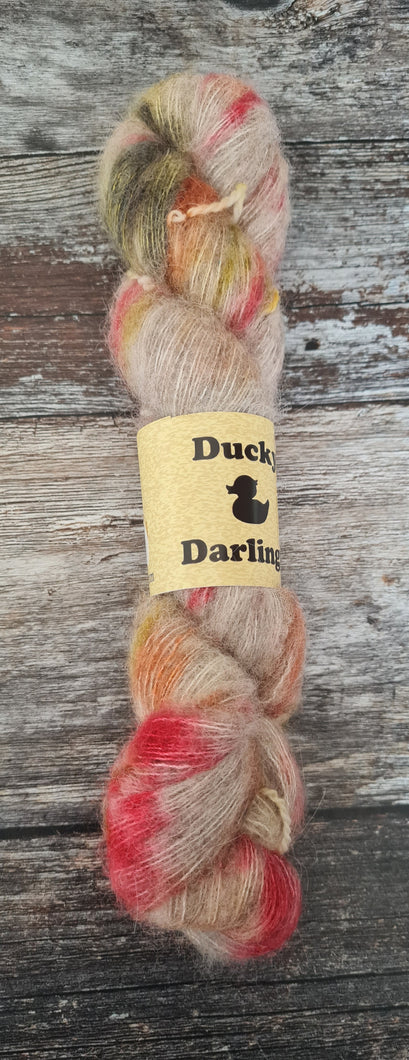 Cupids rose, yak cloud 50g, alpaca,silk,merino yak.