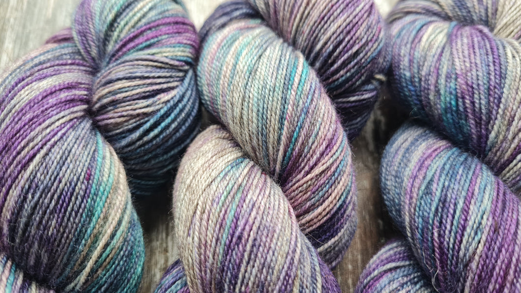 Milk tray, superwashed merino yak nylon