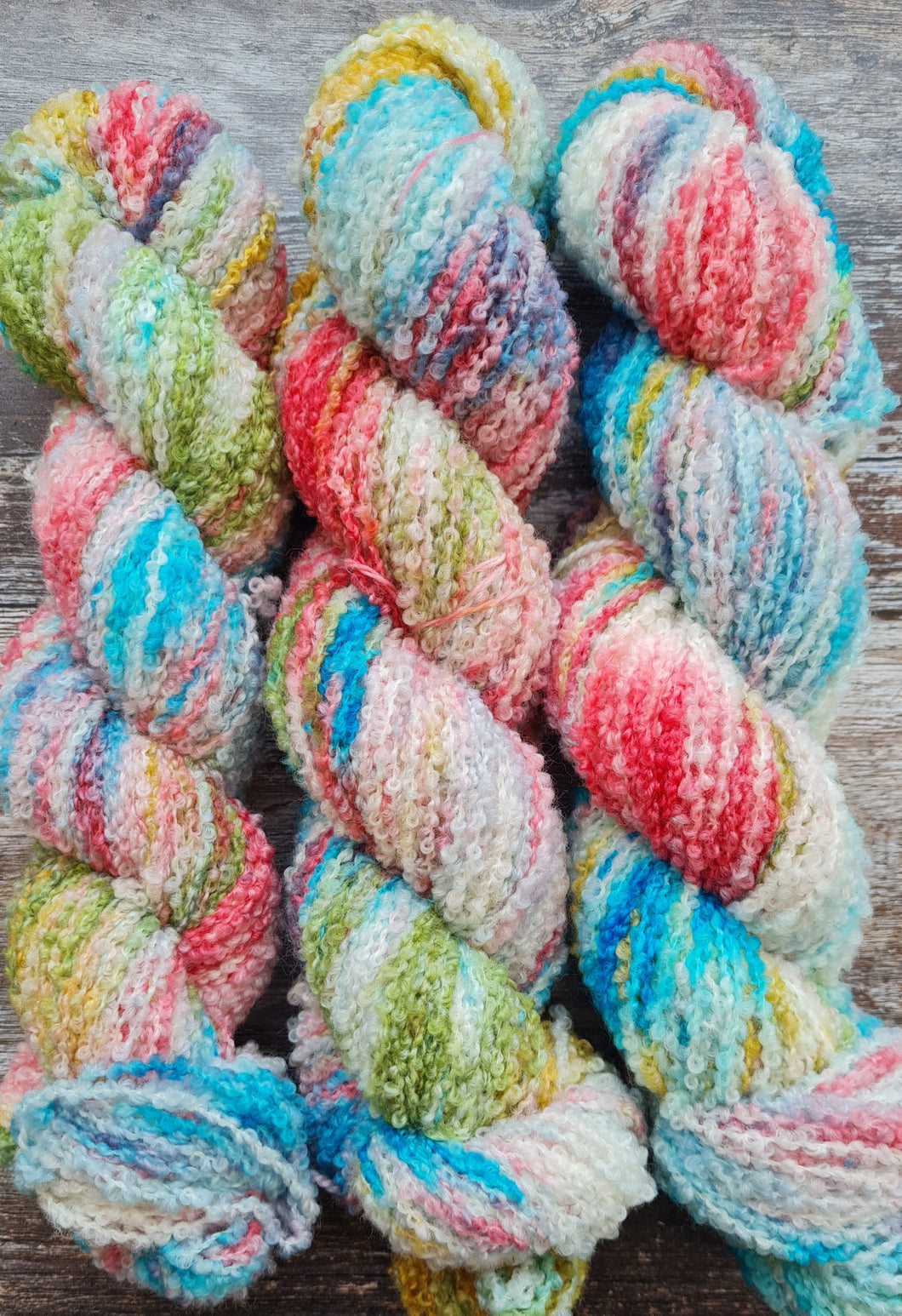 Ship in a bottle.Dk Boucle
