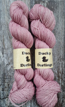 Load image into Gallery viewer, Sugar plum.4ply
