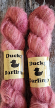 Load image into Gallery viewer, Pink rose,Suri alpaca silk