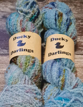 Load image into Gallery viewer, Artic chill,  Dk  Boucle 100g 220m.