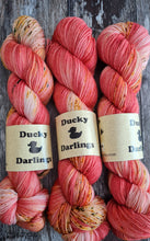 Load image into Gallery viewer, Pimms o&#39;clock,4ply.