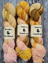 Load image into Gallery viewer, Autumn glow,  Dk  Boucle 100g 220m.