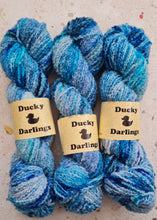 Load image into Gallery viewer, True blue,  Dk  Boucle 100g 220m.