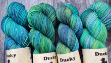 Load image into Gallery viewer, Eclectic green.4ply