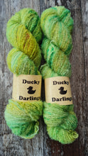 Load image into Gallery viewer, Feelin green,4ply Boucle