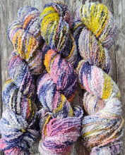 Load image into Gallery viewer, Just dreamy,  Dk  Boucle 100g 220m.