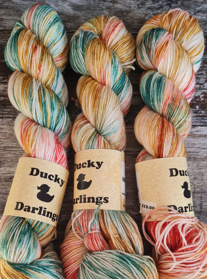 Mrs Christmas 4ply..