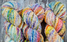 Load image into Gallery viewer, A petals rainbow,  Dk  Boucle 100g 220m.