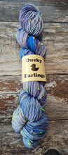 Load image into Gallery viewer, Blue willow.4ply Neon neps.