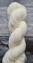 Load image into Gallery viewer, Natural undyed, superwashed merino  nylon 75/25 100g 4ply.