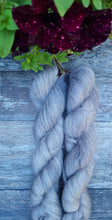 Load image into Gallery viewer, Silver lady, Mohair silk